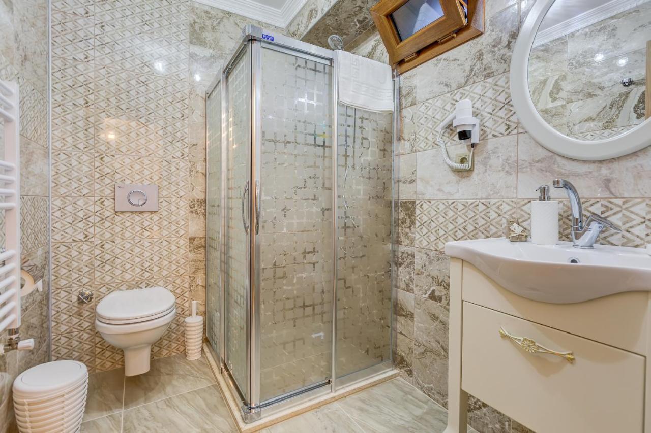 Cunda Oezerbey Konagi (Adults Only) Hotell Ayvalı Eksteriør bilde