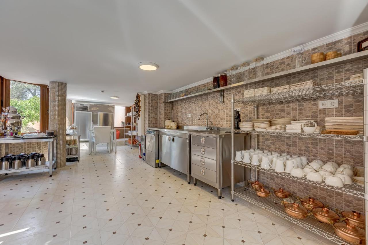 Cunda Oezerbey Konagi (Adults Only) Hotell Ayvalı Eksteriør bilde