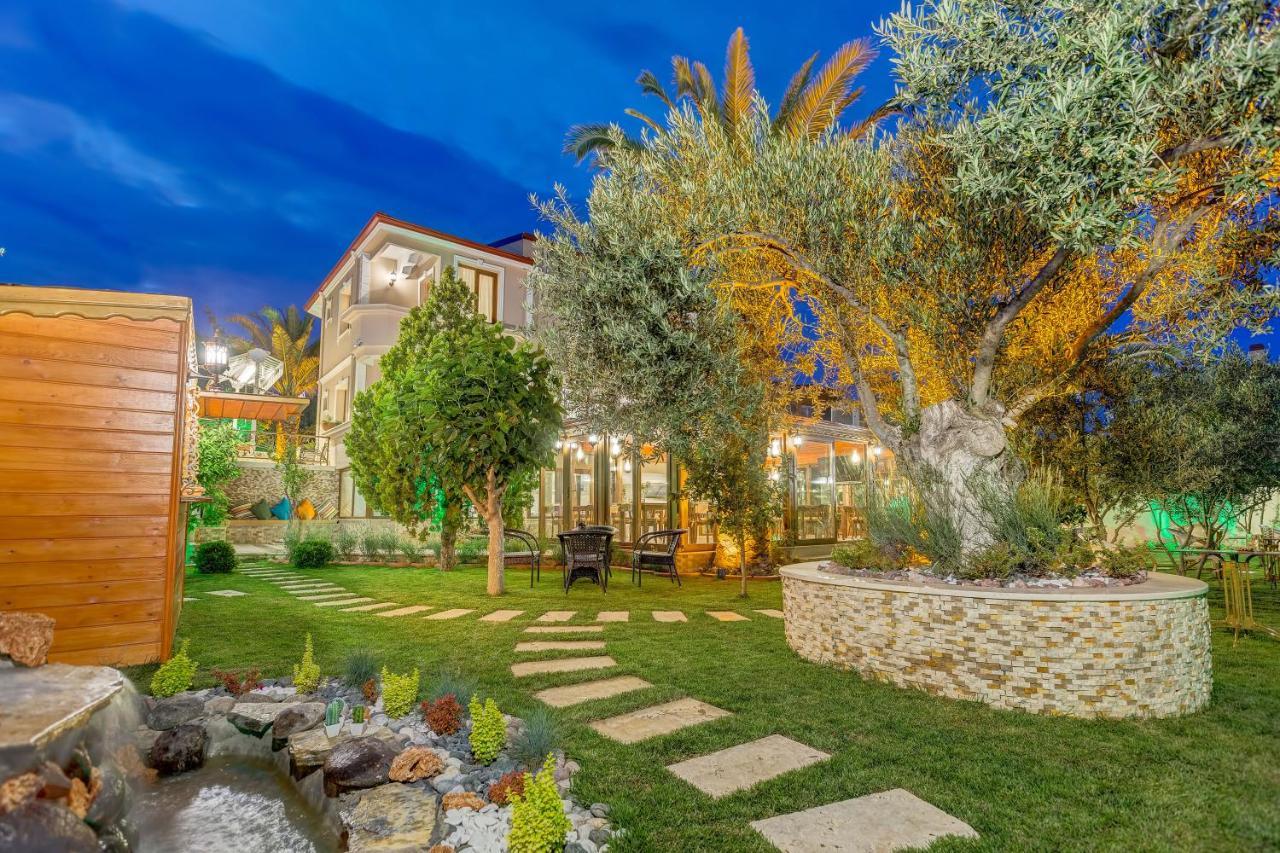 Cunda Oezerbey Konagi (Adults Only) Hotell Ayvalı Eksteriør bilde
