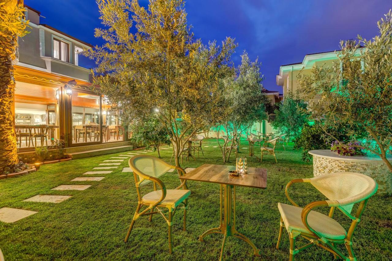 Cunda Oezerbey Konagi (Adults Only) Hotell Ayvalı Eksteriør bilde