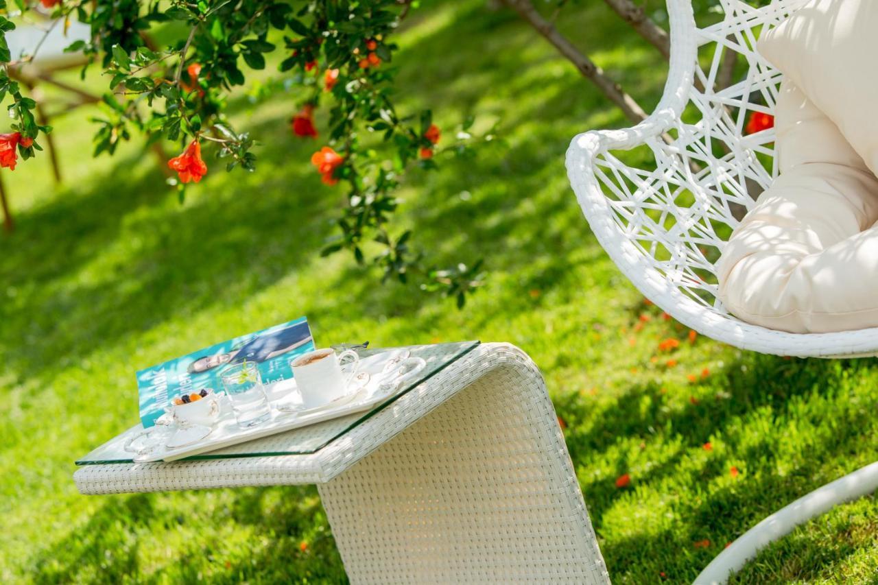 Cunda Oezerbey Konagi (Adults Only) Hotell Ayvalı Eksteriør bilde
